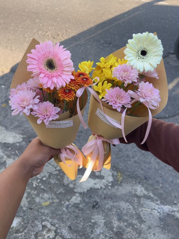mini choco blooms (fresh)